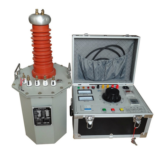 LCSB-工頻高壓試驗變壓器，是小型，輕巧型耐壓試驗裝置，它由控制部分和試驗變壓器組成。是根據國家新行業(yè)試驗標準而設計的高壓耐壓設備，其安全可靠、功能強大、使用方便、維護簡單，主要用于對各種電器產品、電氣元件、絕緣材料等進行規(guī)定電壓下的絕緣強度試驗。