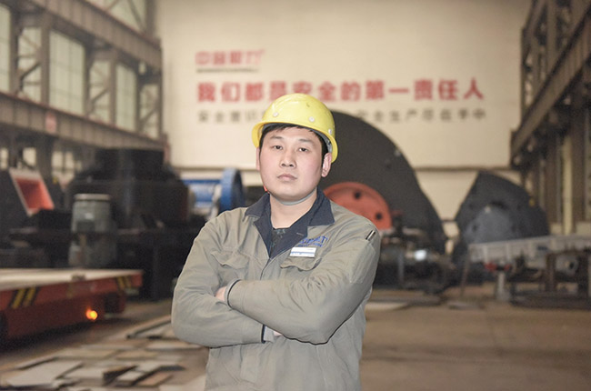 李衛(wèi)華從車間工人到市級(jí)勞動(dòng)模范 李衛(wèi)華從車間工人到市級(jí)勞動(dòng)模范